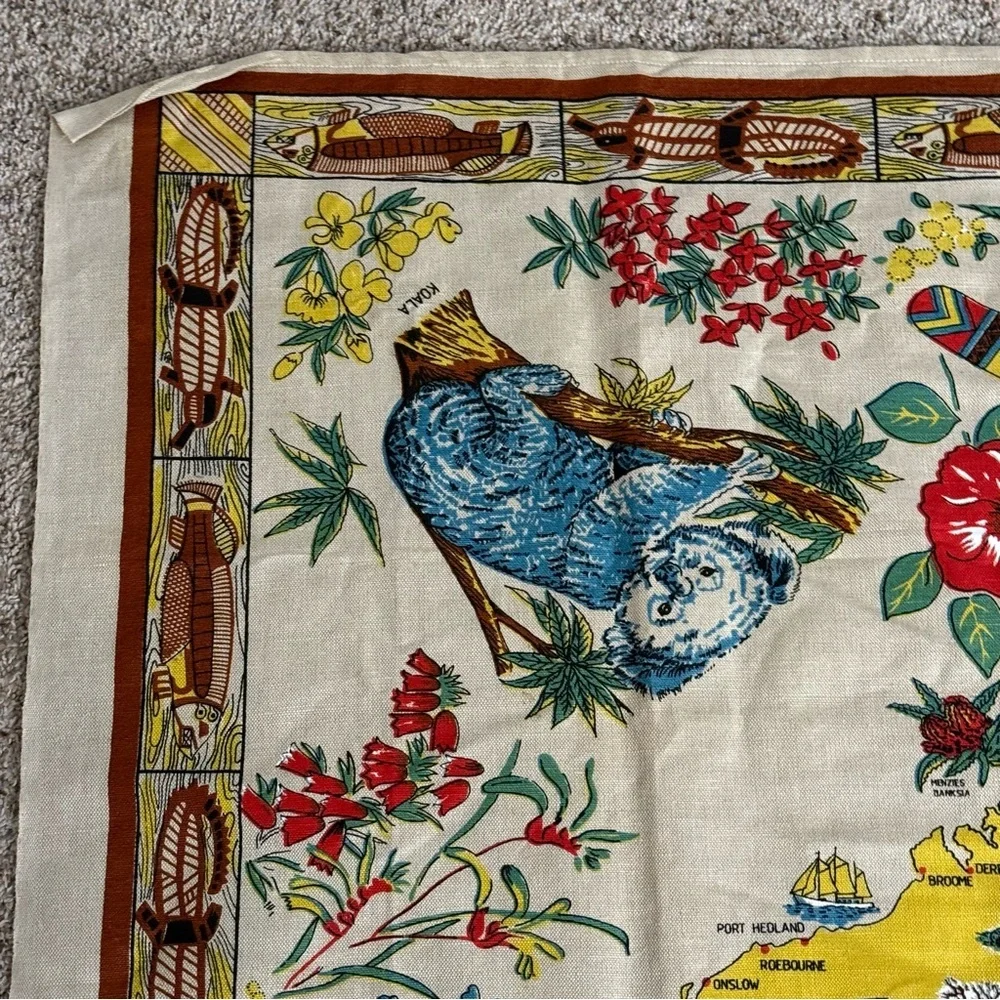 Vintage Citer Australia Linen Tea Towel Souvenir Map‎ Flora Fauna Koala Emu Art